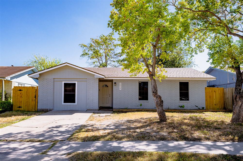 The same Corpus Christi home after our renovation