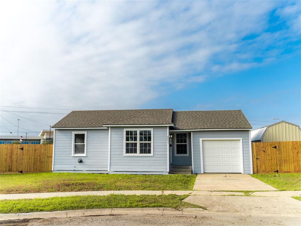 The same Corpus Christi home after our renovation