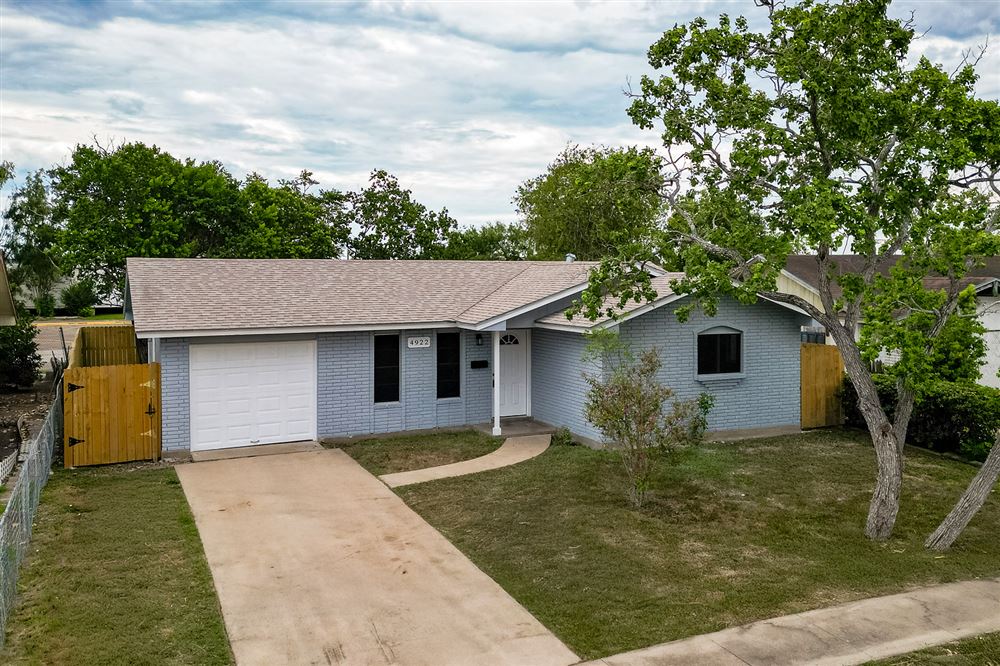 The same Corpus Christi home after our renovation