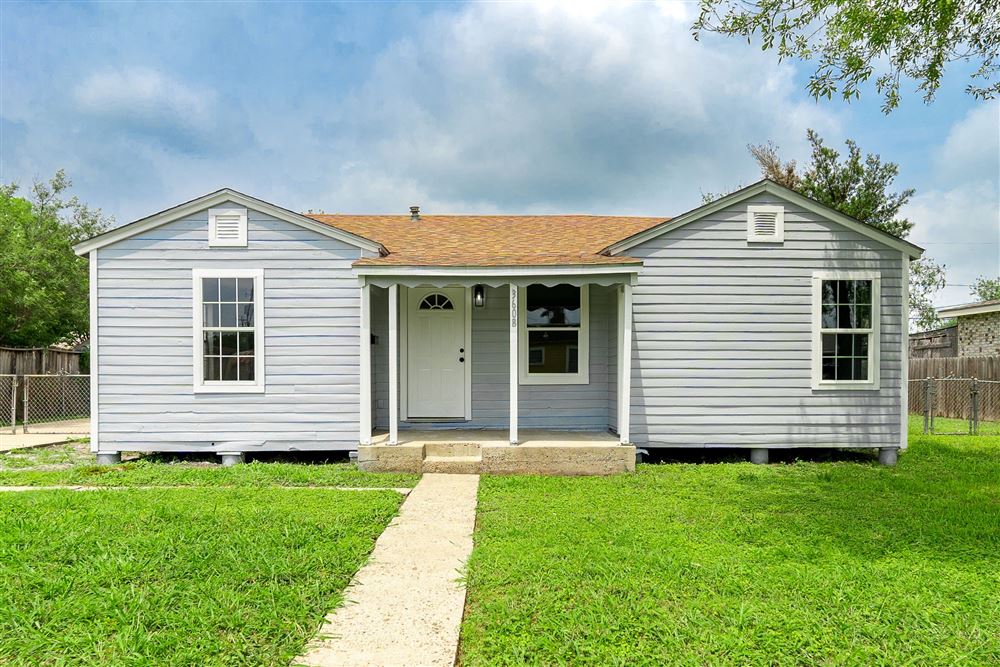 The same Corpus Christi home after our renovation