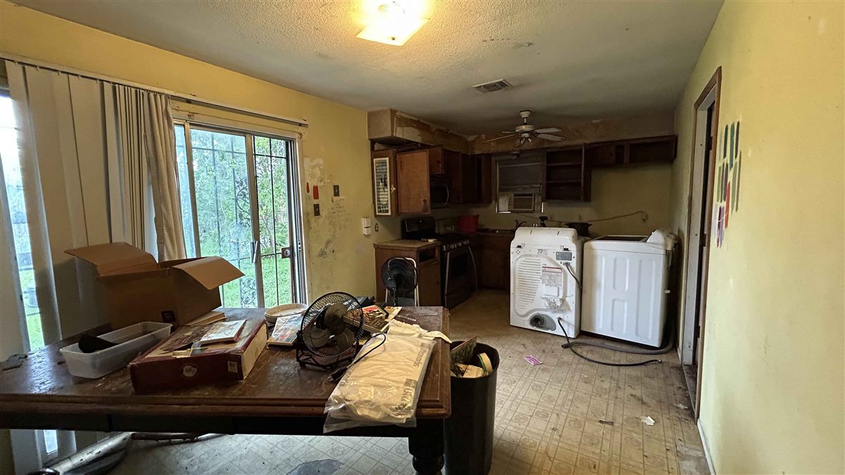 The kitchen, after years sitting empty.