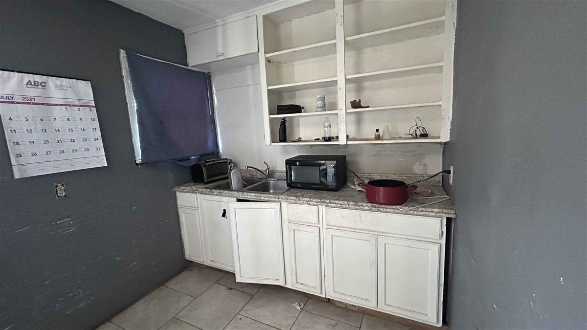 The kitchen before any work.